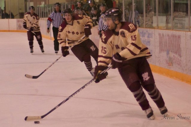 maroons_hockey_10_2_11_53.jpg